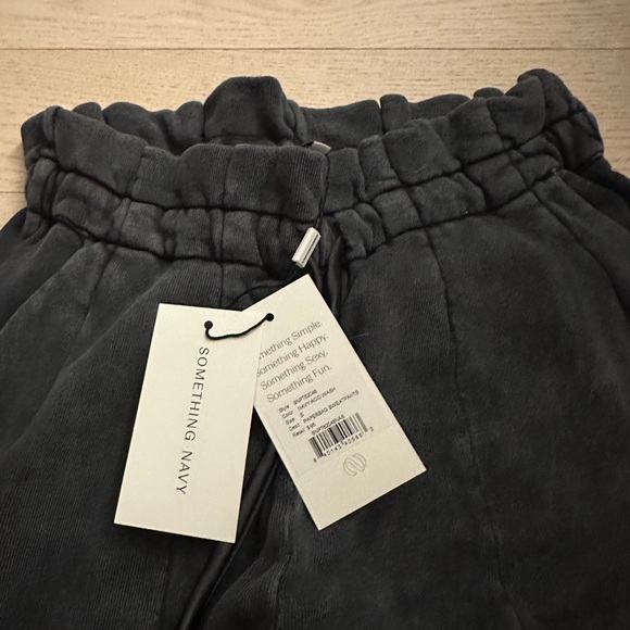 NWT Something Navy Paper bag sweatpants - Picture 6 of 14